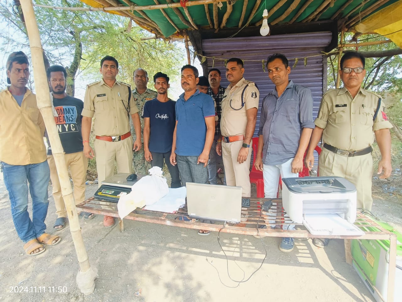 थाना क्षेत्र में, गांजा तस्करों पर पुलिस की कार्यवाही*