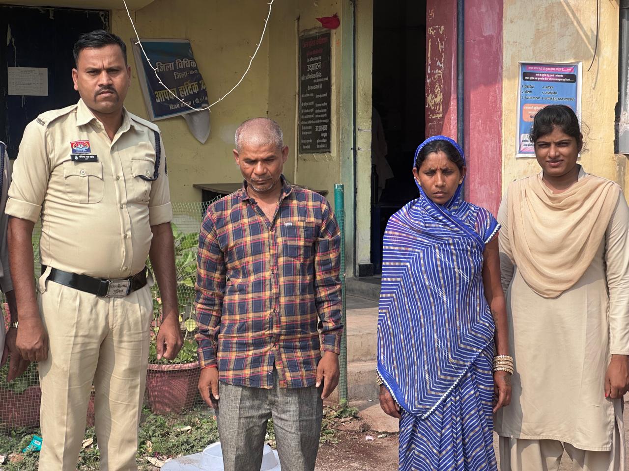 भतीजे ने पत्नी के साथ मिलकर जमीन के मुआवजे के लालच में की चाचा की हत्या – कबीरधाम पुलिस ने किया सनसनीखेज खुलासा*